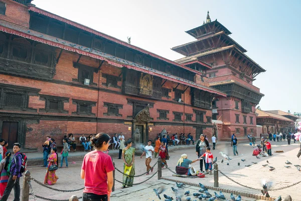 Kraliyet Sarayı, Golden gate ve Müzesi