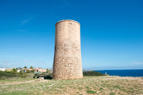 Stara wieża strażnicza w miejscowości Porto Cristo — Zdjęcie stockowe