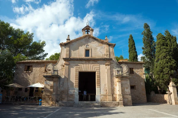 Cappella in cima alla collina conosciuta come Calvario — Foto Stock