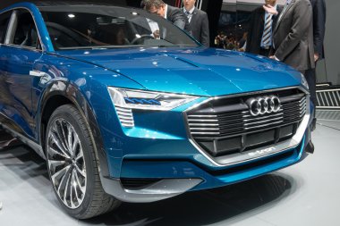 Audi e-tron quattro concept - world premiere.