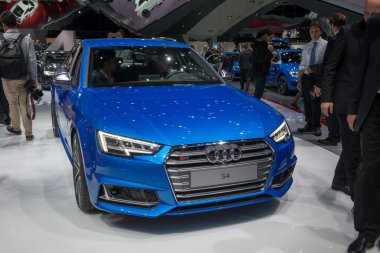Audi S4 new - world premiere.