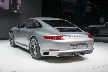 Porsche 911 Carrera New - world premiere.