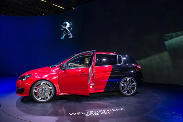 Peugeot 308 GTI - world premiere. — Stockfoto