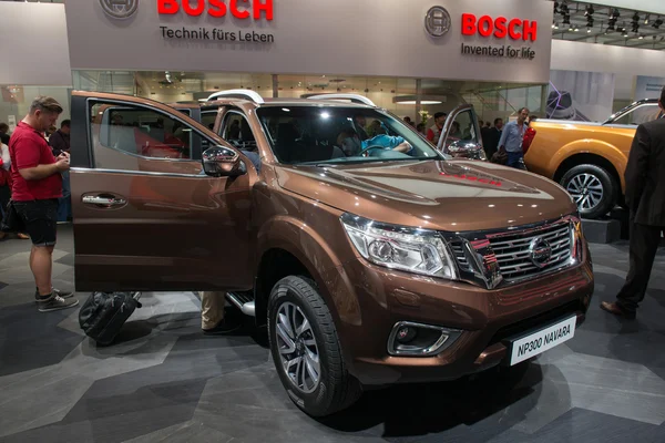 Nissan NP300 Navara - European premiere. — Zdjęcie stockowe