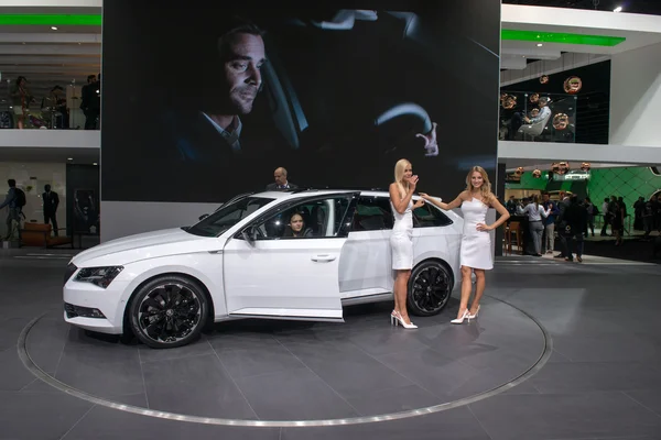 SKODA Superb Combi - world premiere. — Stock Photo, Image