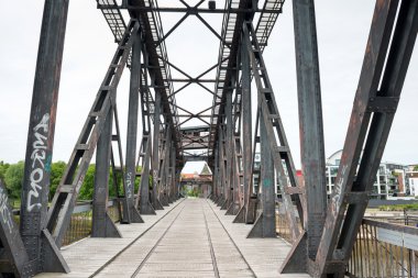 Hubbrucke (Hub Köprüsü) Magdeburg, Almanya