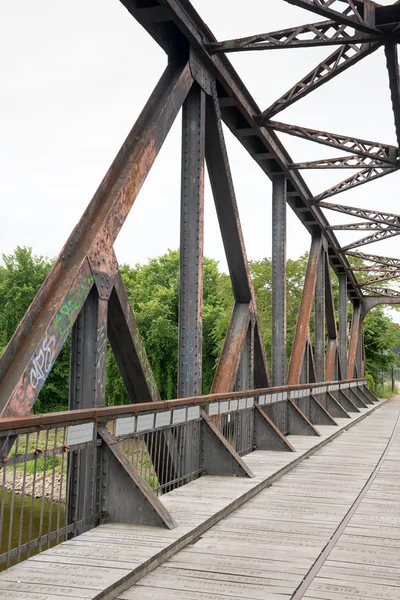 Hubbrucke (Hub Köprüsü) Magdeburg, Almanya