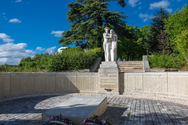 コニャックの記念碑 — ストック写真