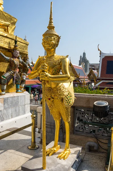 Demon voogd in Wat Phra Kaeo — Stockfoto