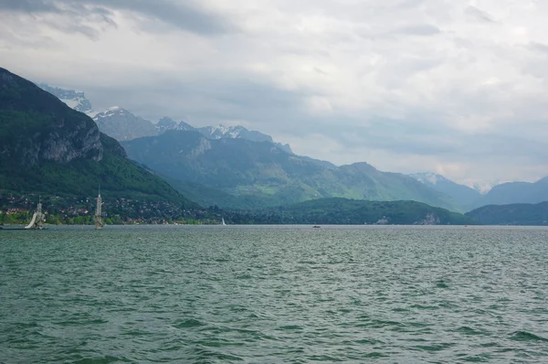 Vista del lago de Annecy — Foto de Stock