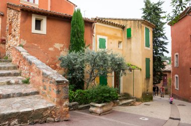 Köy Roussillon Provence