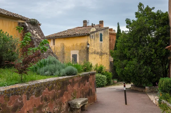 Aldeia de Roussillon na Provença — Fotografia de Stock