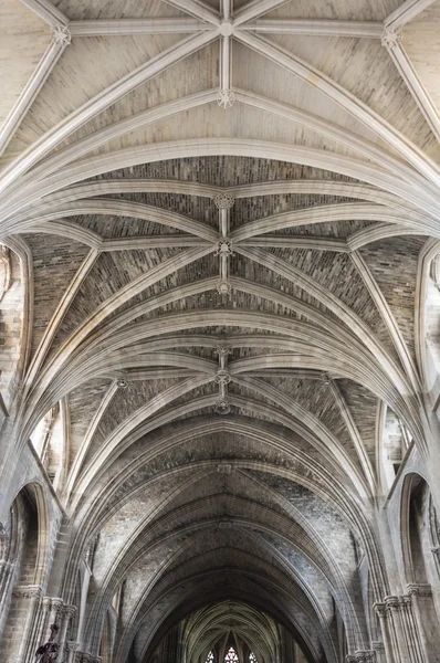 Plafond van Bordeaux Cathedral — Stockfoto