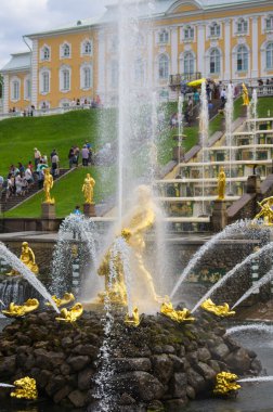 Grand Cascade Samson Çeşmesi