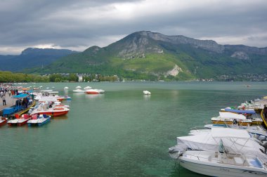 Lake Annecy görünümünü