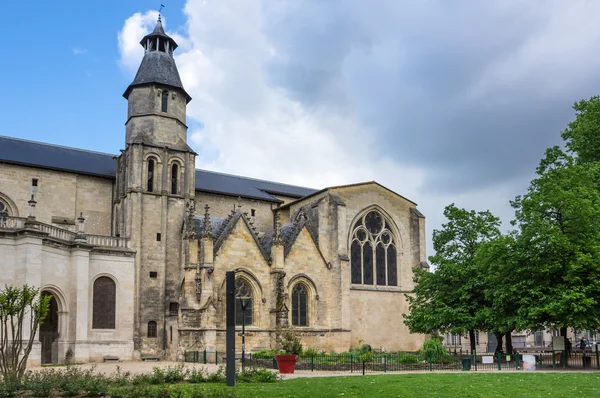 Saint-Seurin basilikan — Stockfoto