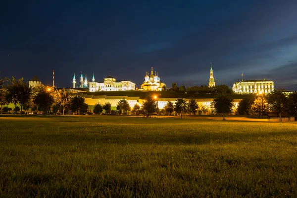 Вид Казанского Кремля Закат Казань Республика Татарстан Россия — стоковое фото