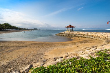 Hint Okyanusu kıyıları tatil beldesi Bali, Endonezya Sanur