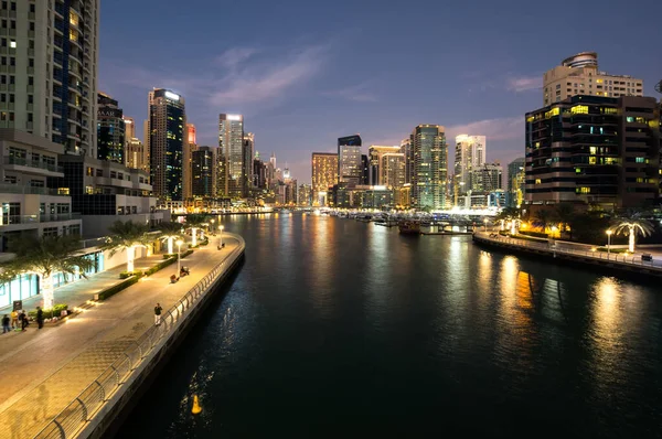 Декабря 2018 Вид Небоскребы Dubai Marina Города Искусственным Каналом Дубае — стоковое фото