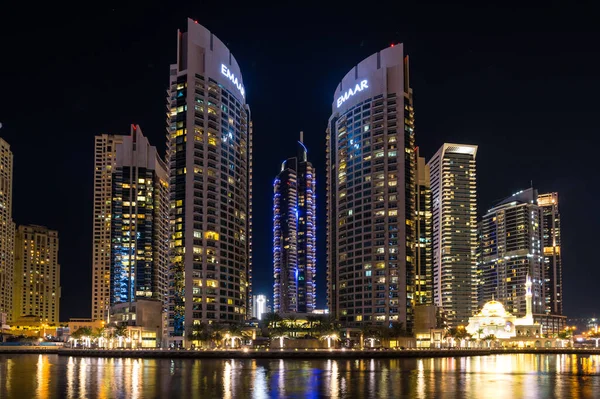Декабря 2018 Ночной Вид Небоскребы Dubai Marina Города Искусственным Каналом — стоковое фото