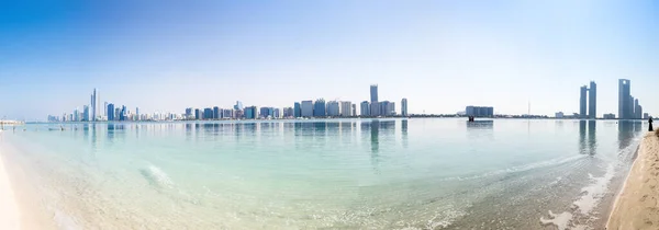 Uitzicht Wolkenkrabbers Het Centrum Van Abu Dhabi Verenigde Arabische Emiraten — Stockfoto