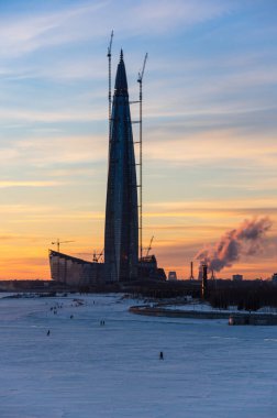 Lakhta Merkezi ve Finlandiya Körfezi 'nin panoramik manzarası, Saint-Petersburg, Rusya