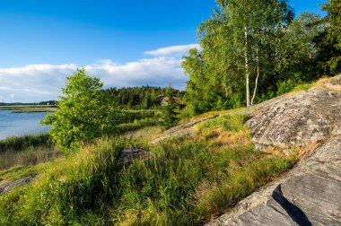 Finlandiya sınırı yakınlarındaki Ladoga Gölü 'nün kuzey ucunda yer alan Rusya' nın Karelia Cumhuriyeti 'nde yer alan Sortavala' daki göl manzarası.