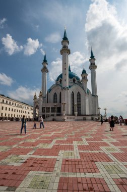 KAZAN, RUSSIA - 18 Temmuz 2018: Kul Şerif Camii - Rusya 'nın en büyük camilerinden biri, Kazan, Tataristan Cumhuriyeti