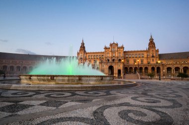 Plaza de Espana (Türkçe: 