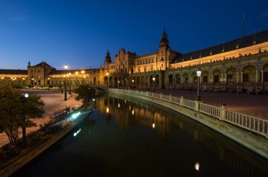 Plaza de Espana (Türkçe: 