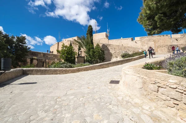 Alicante Espanha Abril 2019 Castelo Santa Barbara Uma Fortificação Centro — Fotografia de Stock