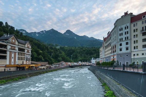 Sochi Russia Junho 2017 Vista Aterro Rio Mzymta Rosa Khutor — Fotografia de Stock