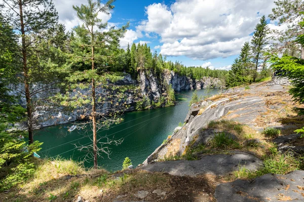 Márvány Kanyon Ruskeala Hegyi Parkban Karelia Oroszország — Stock Fotó