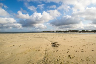 Endonezya 'nın Bali adasındaki Hint Okyanusu kıyısı