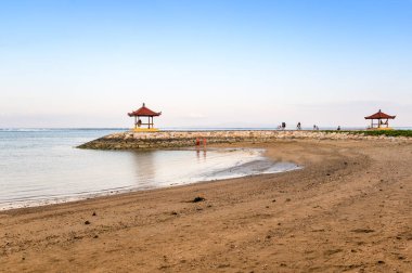 Hint Okyanusu kıyıları tatil beldesi Bali, Endonezya Sanur