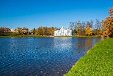 St. Petersburg, Rusya yakınlarındaki Tsarskoye Selo 'daki Catherine parkında 