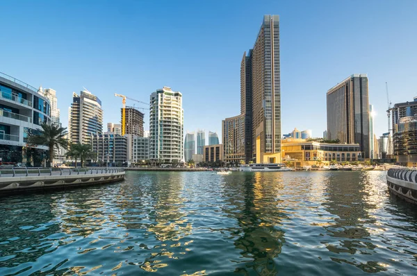 Арабские Эмираты Декабря 2018 Вид Небоскребы Dubai Marina Города Искусственным — стоковое фото