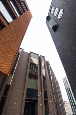 Tallinn, Estonya 'nın Rotermann bölgesinde modern mimari