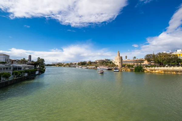 Seville Ισπανια Απριλιου 2019 Άποψη Του Ποταμού Guadalkivir Και Του — Φωτογραφία Αρχείου