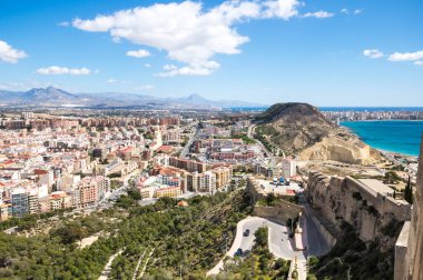 İspanya Santa Barbara Kalesi 'nden Alicante' nin panoramik görüntüsü