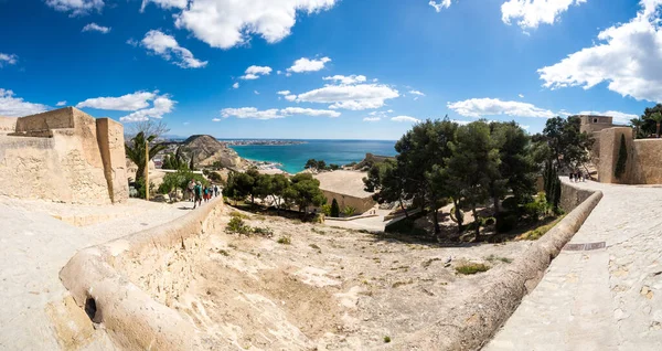 Santa Barbara Kalesi Spanya Nın Alicante Şehrinde Bir Kaledir — Stok fotoğraf