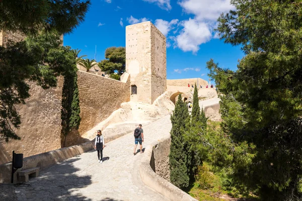 Alicante Espanha Abril 2019 Castelo Santa Barbara Uma Fortificação Centro — Fotografia de Stock