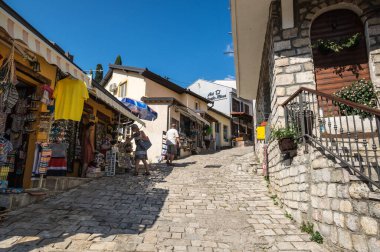 BAR, MONTENEGRO - 26 Haziran 2019: Stari Bar (Eski Bar), Karadağ 'da sokak manzarası