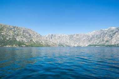 Karadağ 'ın Kotor Körfezi' nin panoramik manzarası