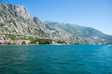 Kotor Körfezi Panoraması ve Karadağ 'ın Kotor kenti