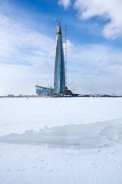Lakhta Merkezi ve Finlandiya Körfezi 'nin panoramik manzarası, Saint-Petersburg, Rusya
