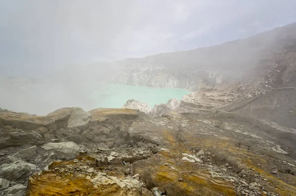 Ijen Vulkán Türkiz Színű Savas Kráter Tóval Kelet Jáván Indonéziában — Stock Fotó