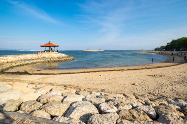Hint Okyanusu kıyıları tatil beldesi Bali, Endonezya Sanur