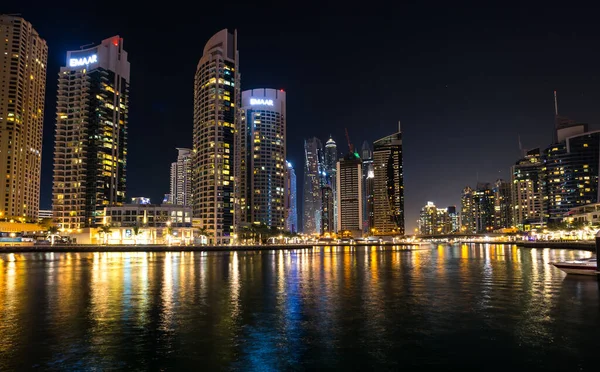 Dubai Vereinigte Arabische Emirate Dezember 2018 Nachtansicht Auf Die Wolkenkratzer — Stockfoto