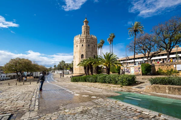 Seville Hiszpania Kwiecień 2019 Torre Del Oro Historyczna Wapienna Wieża — Zdjęcie stockowe
